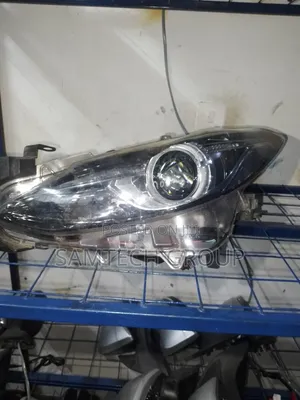 Mazda Axela 2015 Head Lights