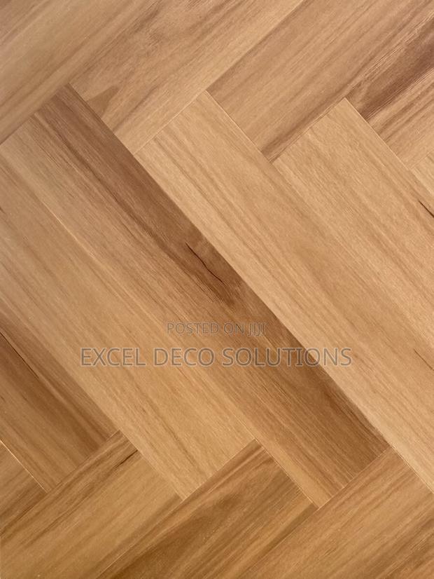 Herringbone SPC Flooring – Elegant Modern Floor Design