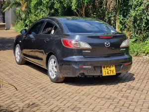 Mazda Axela 2012 Black