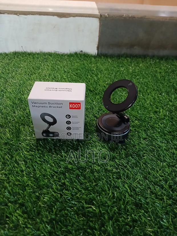 Universal Magnetic Car Phone Holder Vacuum Suction Mount - thumbnail 2