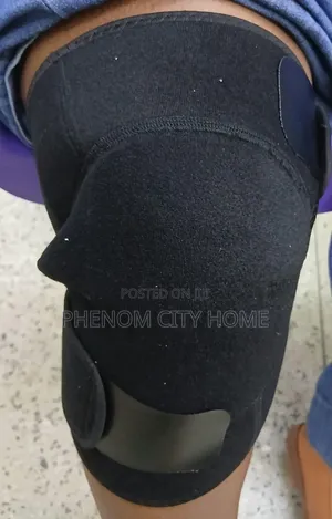 Adjustable Magnetic Therapy Knee Pad
