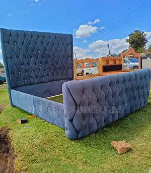 Grey Chester Bed