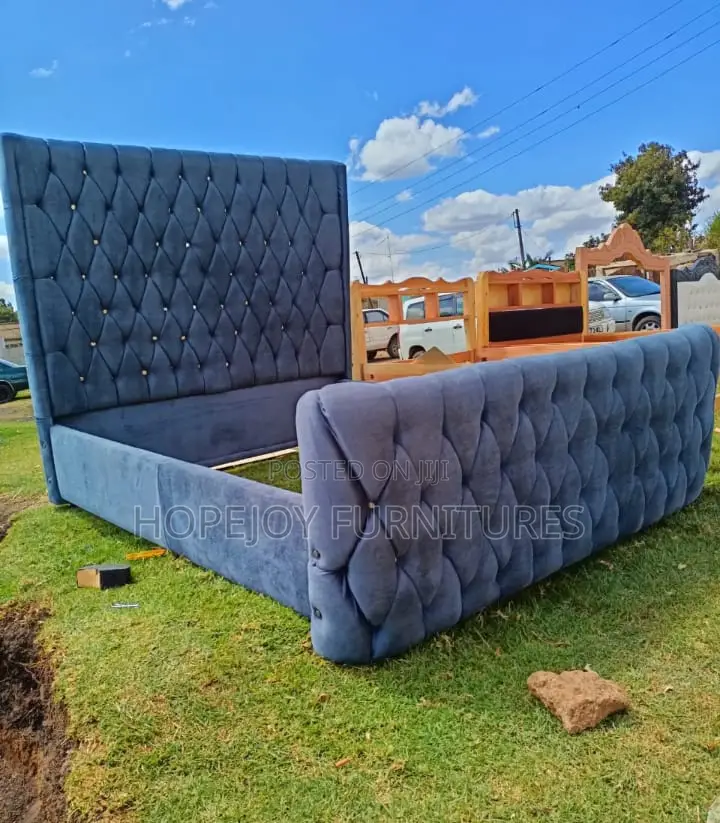 Grey Chester Bed