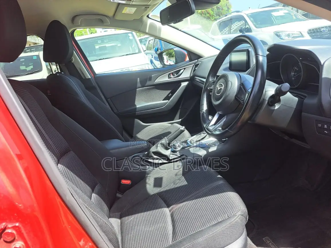 Mazda Axela 2018 Maroon