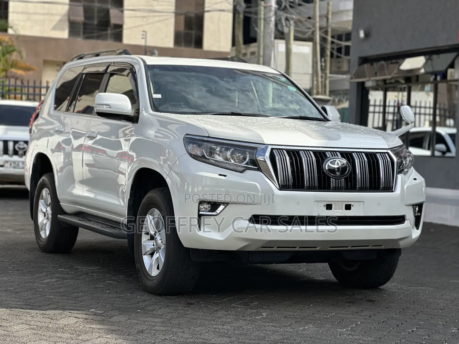Toyota Land Cruiser Prado 2.8 2019 White