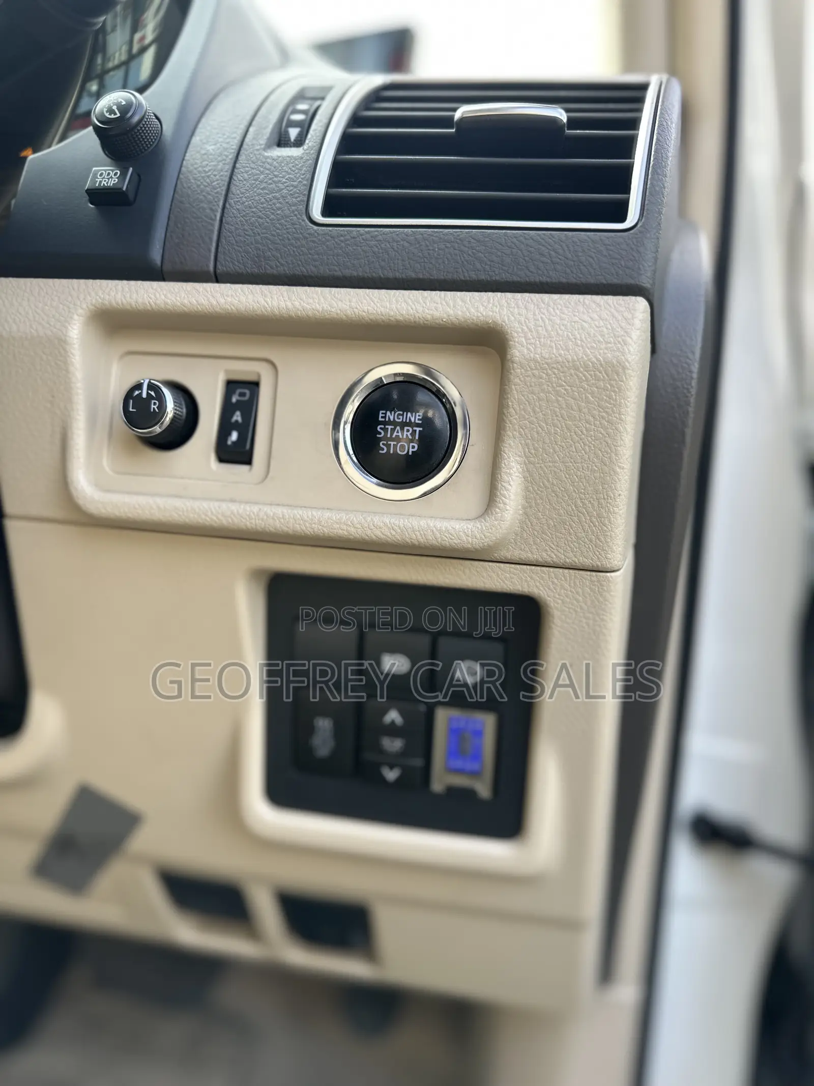 Toyota Land Cruiser Prado 2.8 2019 White