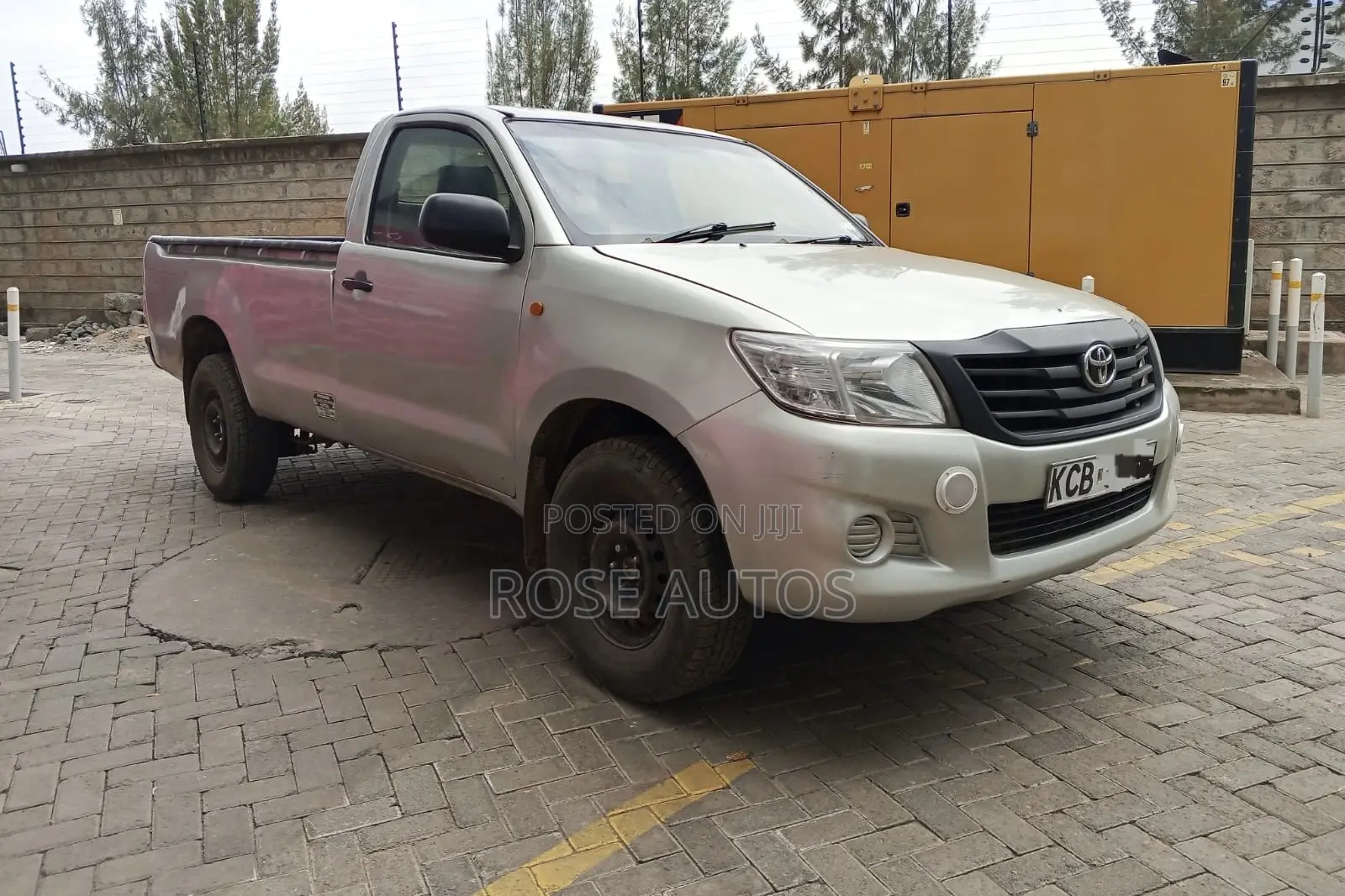 Toyota Hilux 2014 Silver