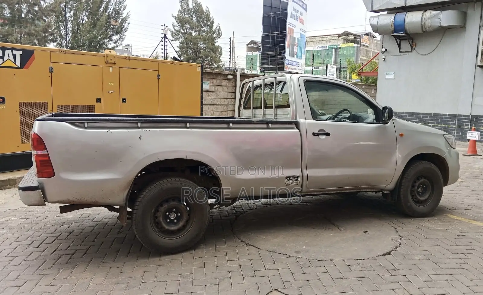 Toyota Hilux 2014 Silver