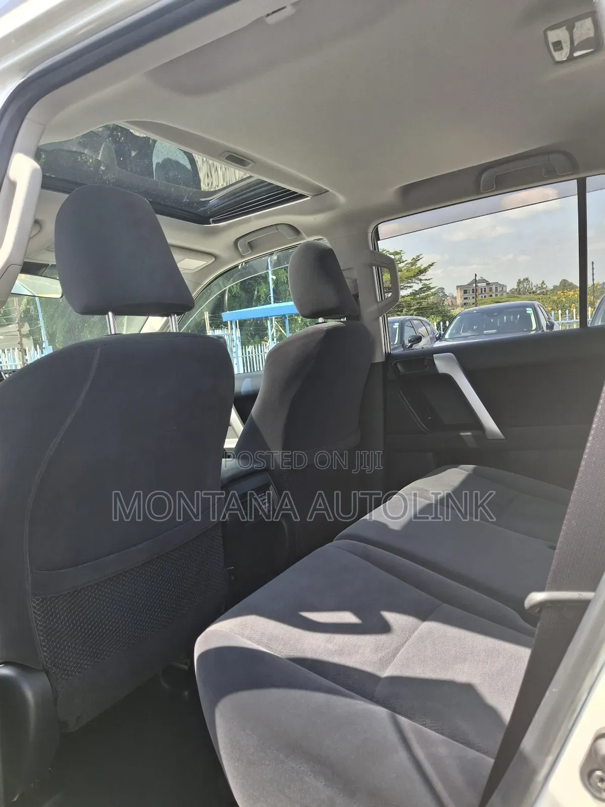 Toyota Land Cruiser Prado 2019 Pearl