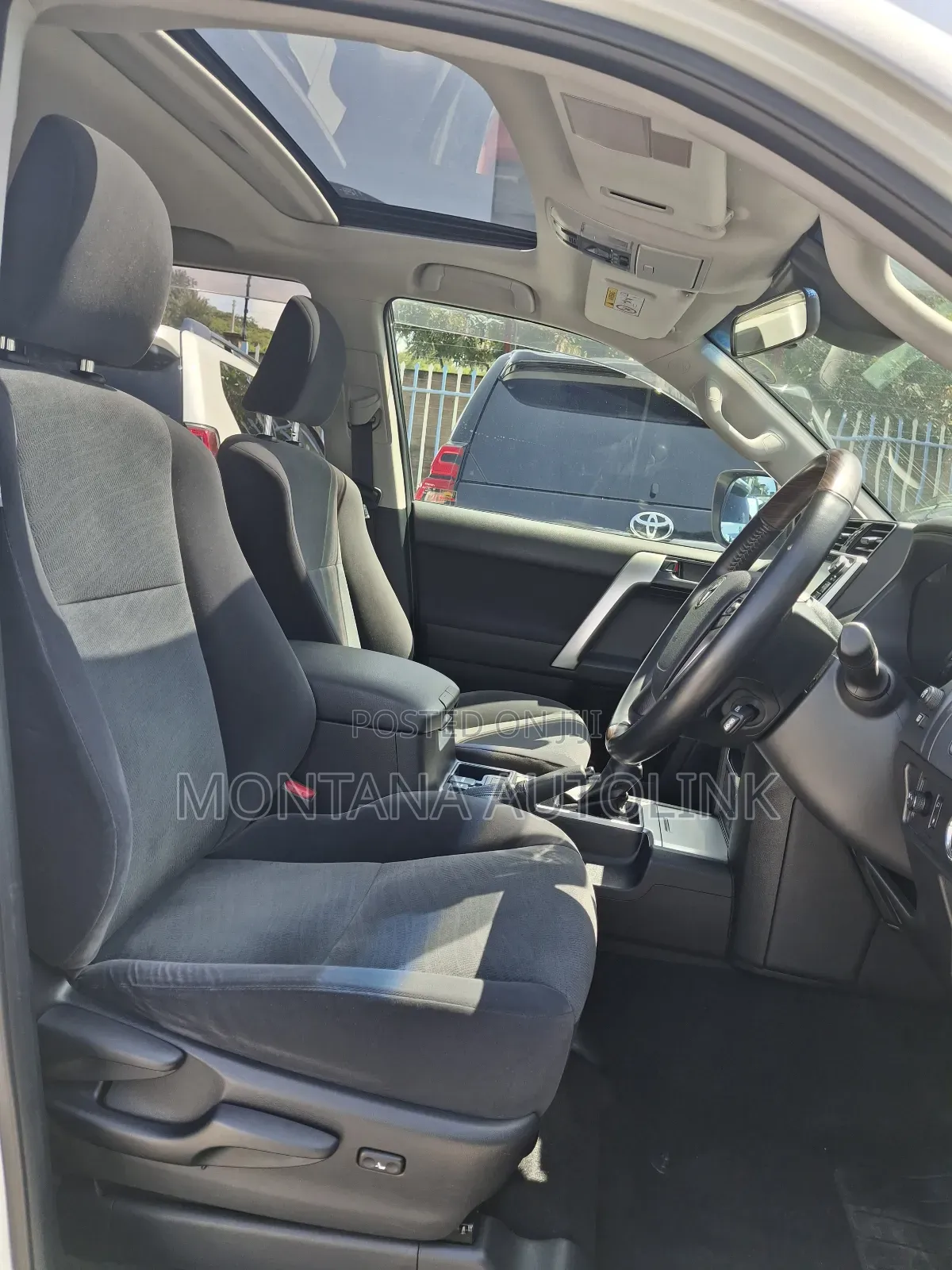 Toyota Land Cruiser Prado 2019 Pearl