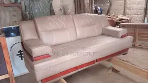 Brown Lion Seat