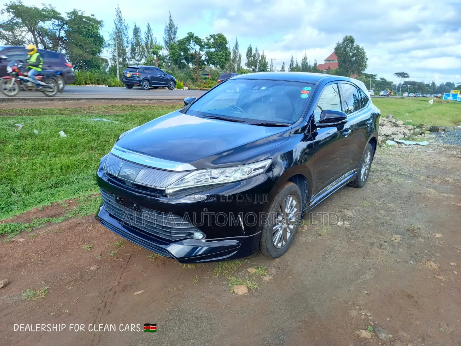 Toyota Harrier 2.0 4WD 2019 Black