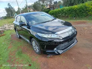 Toyota Harrier 2.0 4WD 2019 Black