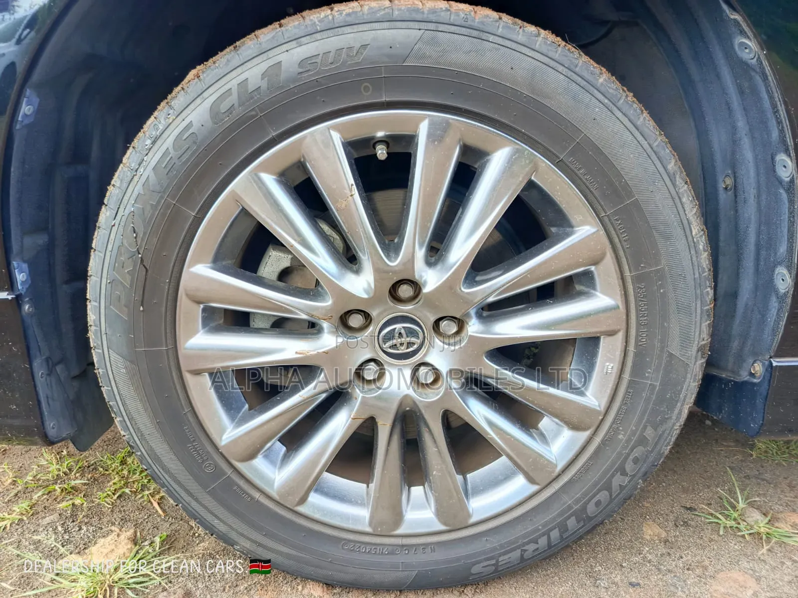 Toyota Harrier 2.0 4WD 2019 Black