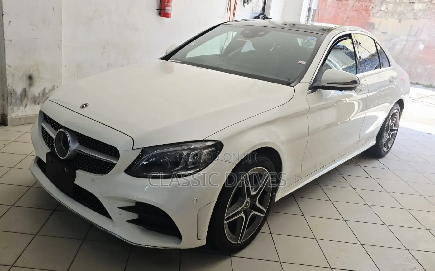 Mercedes-Benz C200 2019 White