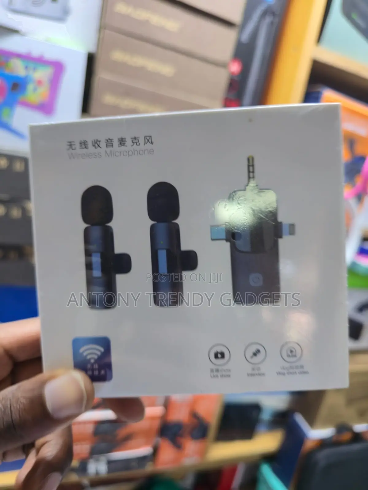  Wireless Mic Type-C Lightning 3.5mm Lavalier Kit