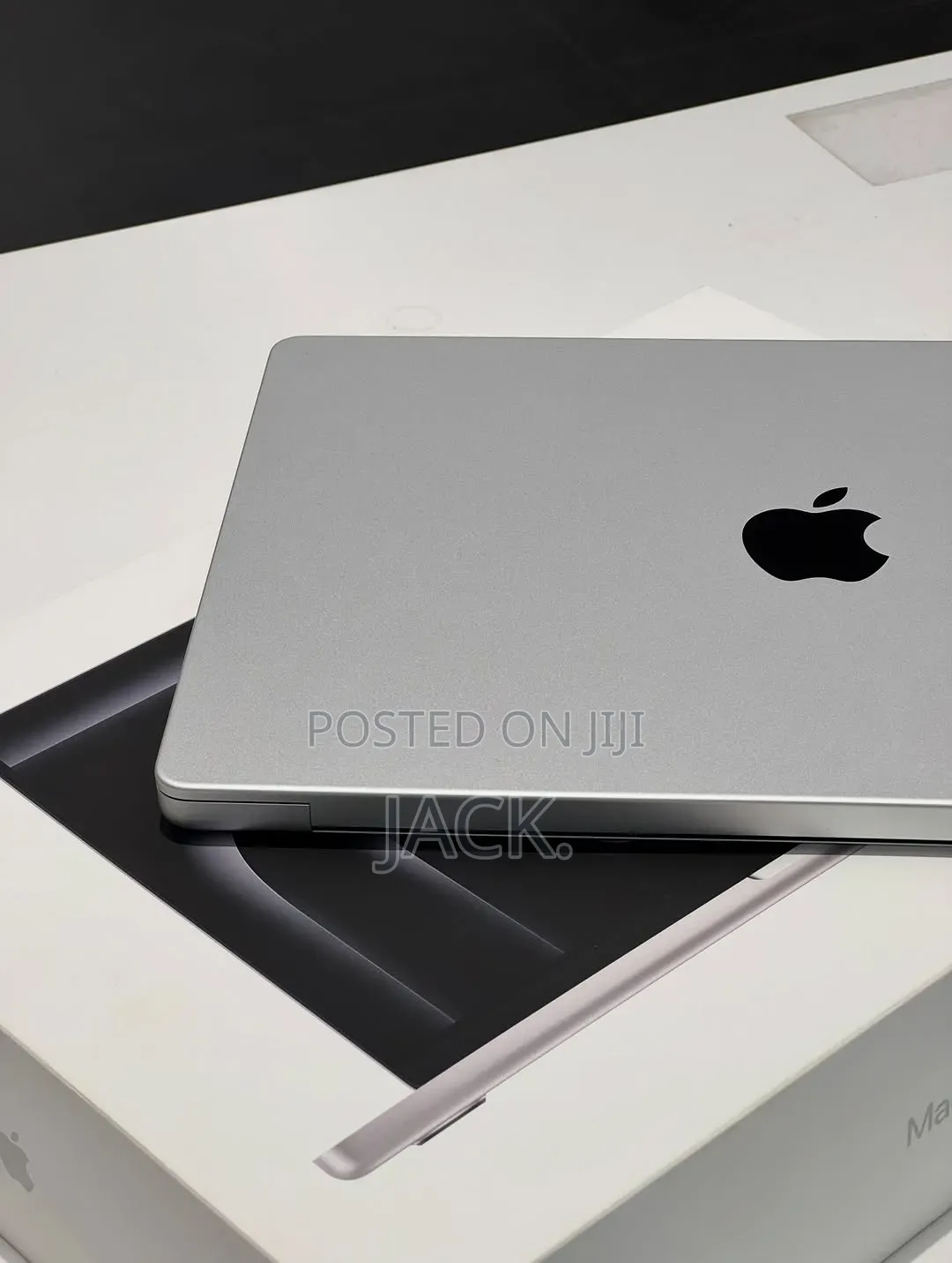 Laptop Apple MacBook Pro 2025 M5 14-inch 16GB Apple M5 SSD 1T