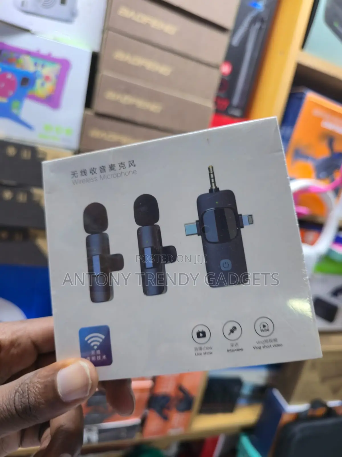  Clip-on Wireless Microphone Plug Play Recording Kit