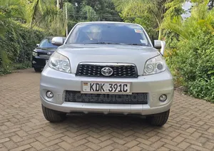 Toyota Rush 2016 Silver