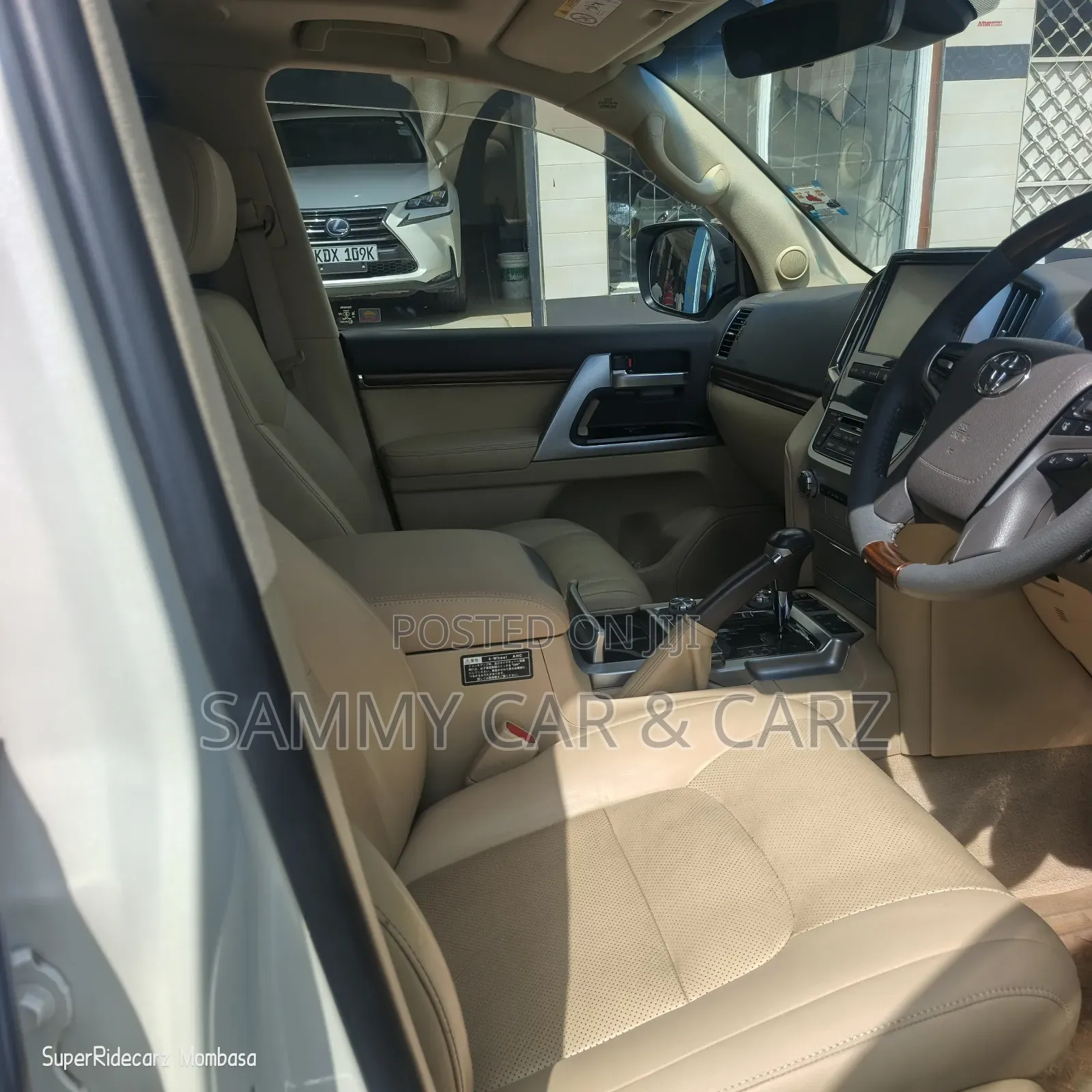Toyota Land Cruiser 4.6 V8 ZX 2016 Pearl