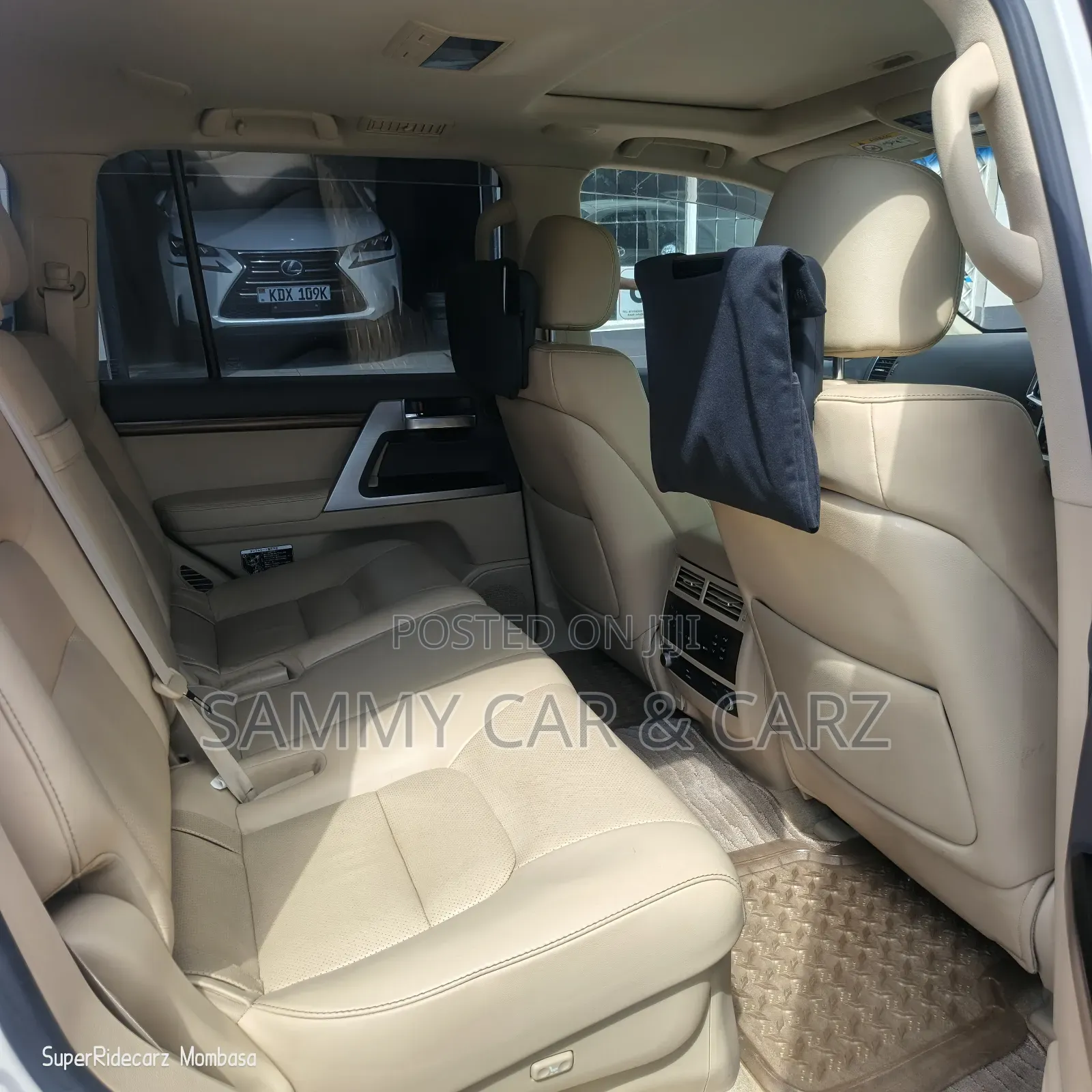 Toyota Land Cruiser 4.6 V8 ZX 2016 Pearl