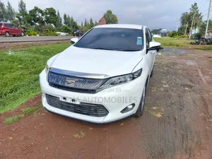 Toyota Harrier 2.0 2015 White