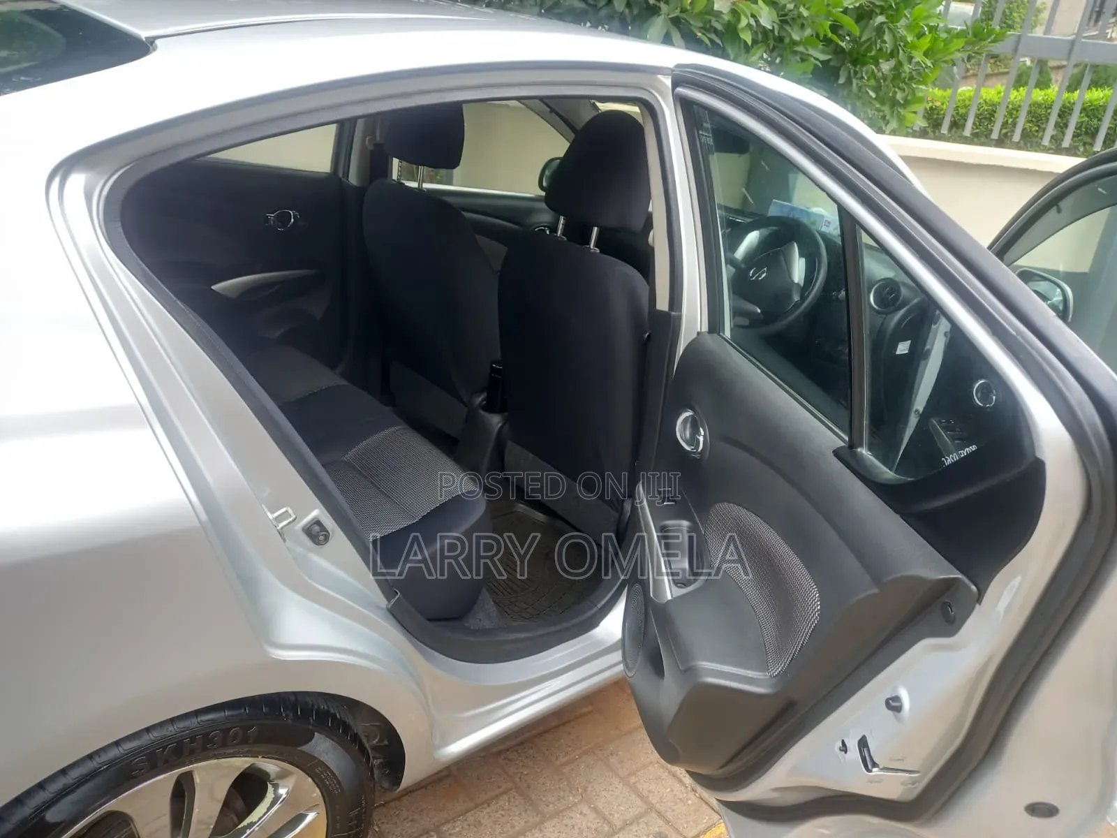Nissan Latio 1.2 2015 Silver
