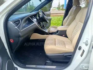Toyota Harrier 2.0 2015 White