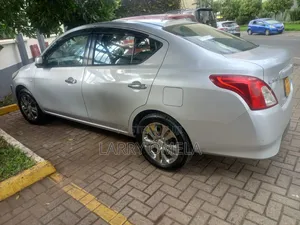 Nissan Latio 1.2 2015 Silver