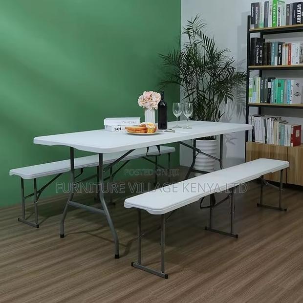 1.8m Folding White Outdoor Portable Plastic Table - thumbnail 8