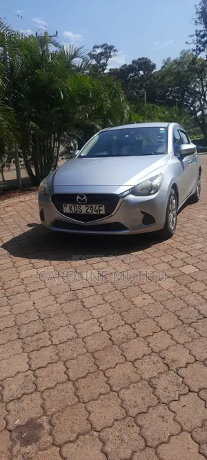 Mazda Demio 2017 Silver