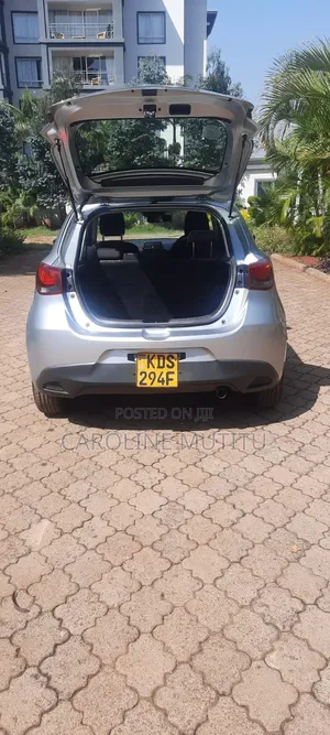 Mazda Demio 2017 Silver