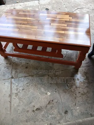 Boresha Keja Yako Na Hii Coffee Table Ya Wooden 24x48