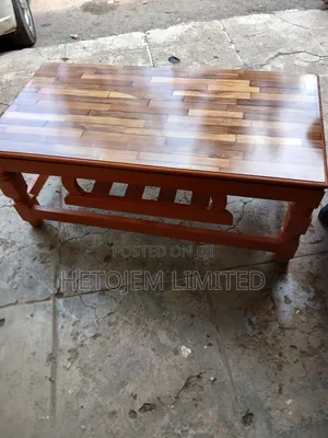 Boresha Keja Yako Na Hii Coffee Table Ya Wooden 24x48