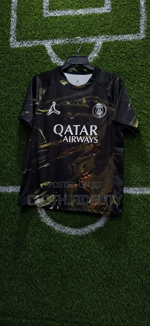 PSG Stadium Night Edition Kit.