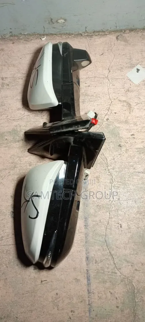 X-Japan Toyota Harrier Side Mirrors