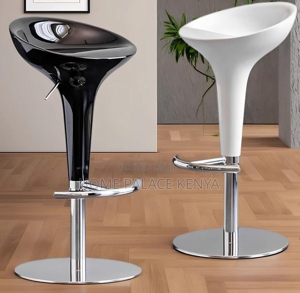 Bar Stool: Kitchen Island Bar Stool With Swivel Function - thumbnail 8