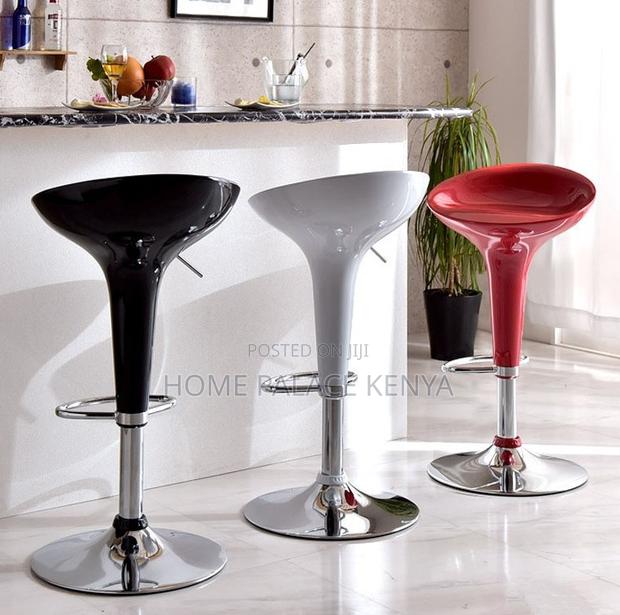 Bar Stool: Kitchen Island Bar Stool With Swivel Function - thumbnail 9