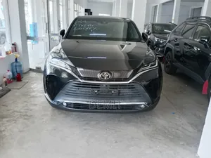 Toyota Harrier 2.0 2020 Black
