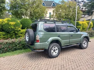 Toyota Land Cruiser Prado 1998 Green