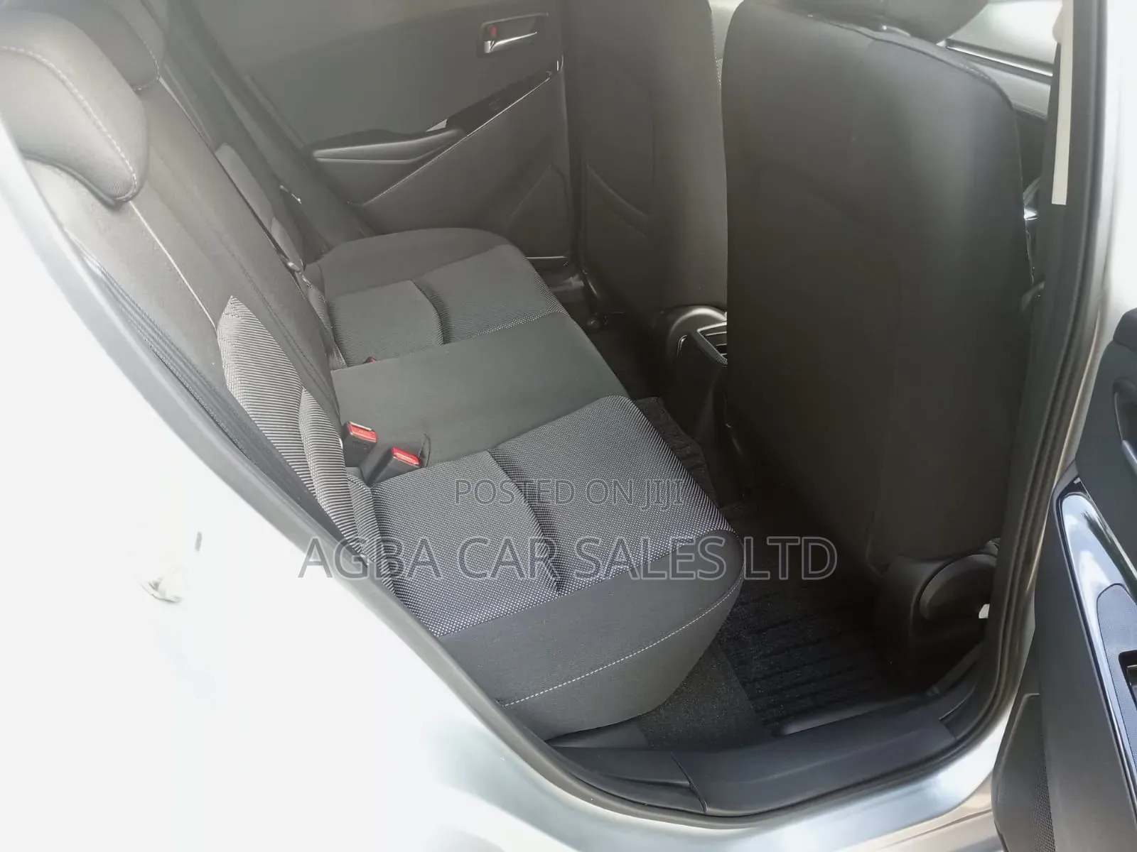 Mazda Demio 2019 Silver