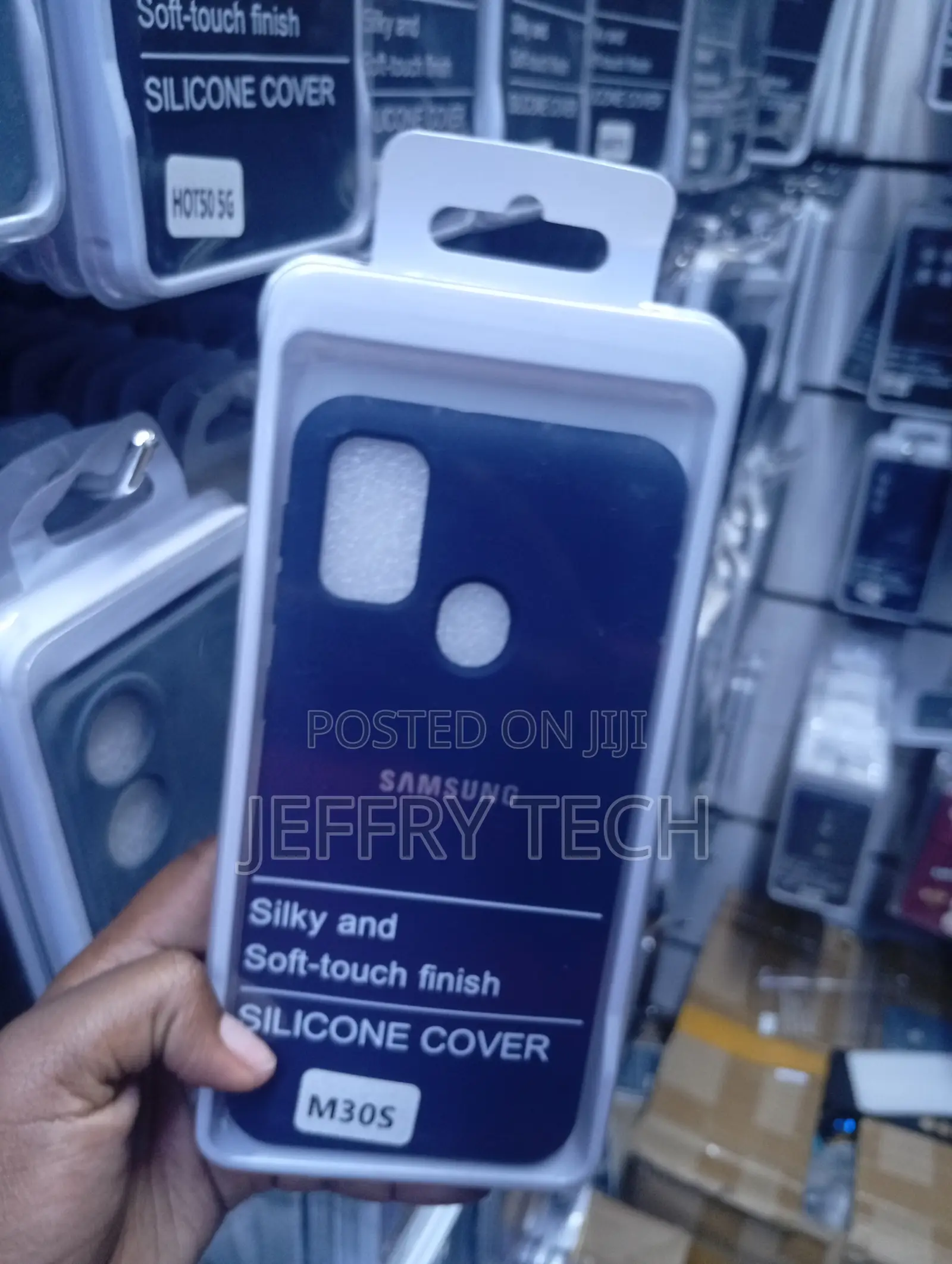 Samsung M30s Silicone Case With a Soft-Touch Finish.