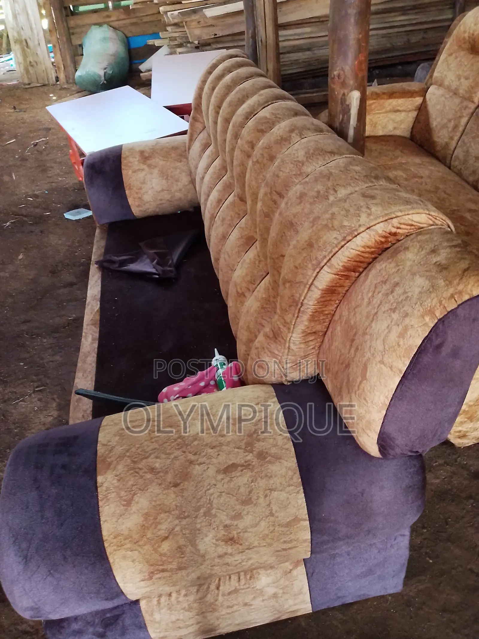 Class 3seater Sofa