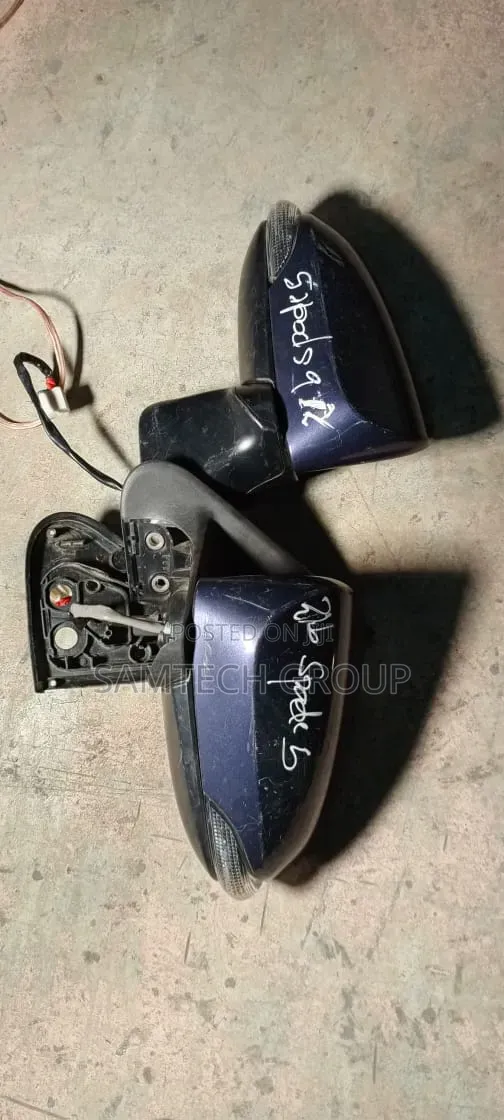 Toyota Spade X-Japan Side Mirrors