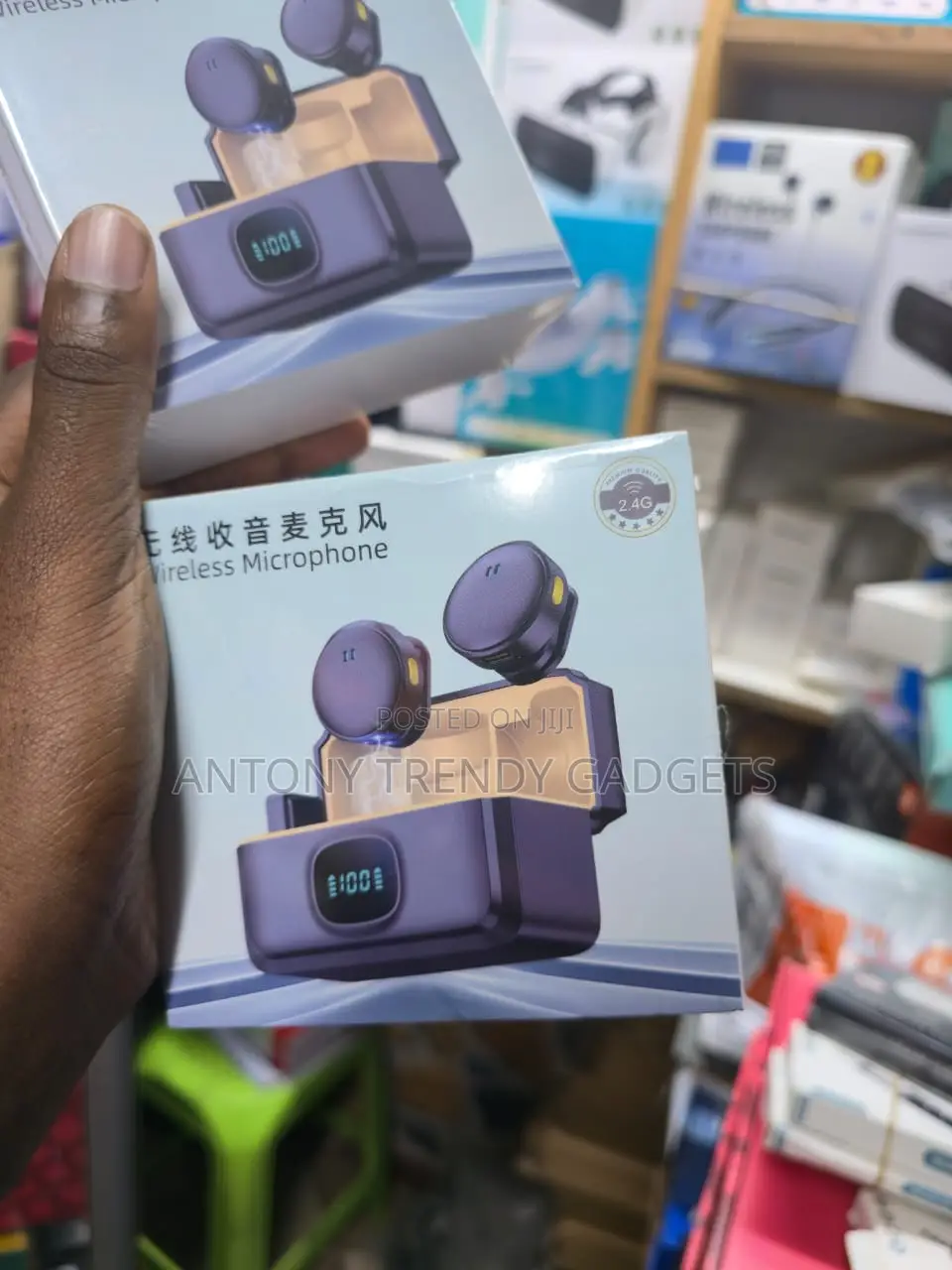 Q8 Wireless Mic 2.4g Noise Reduction Clip-on Microphone