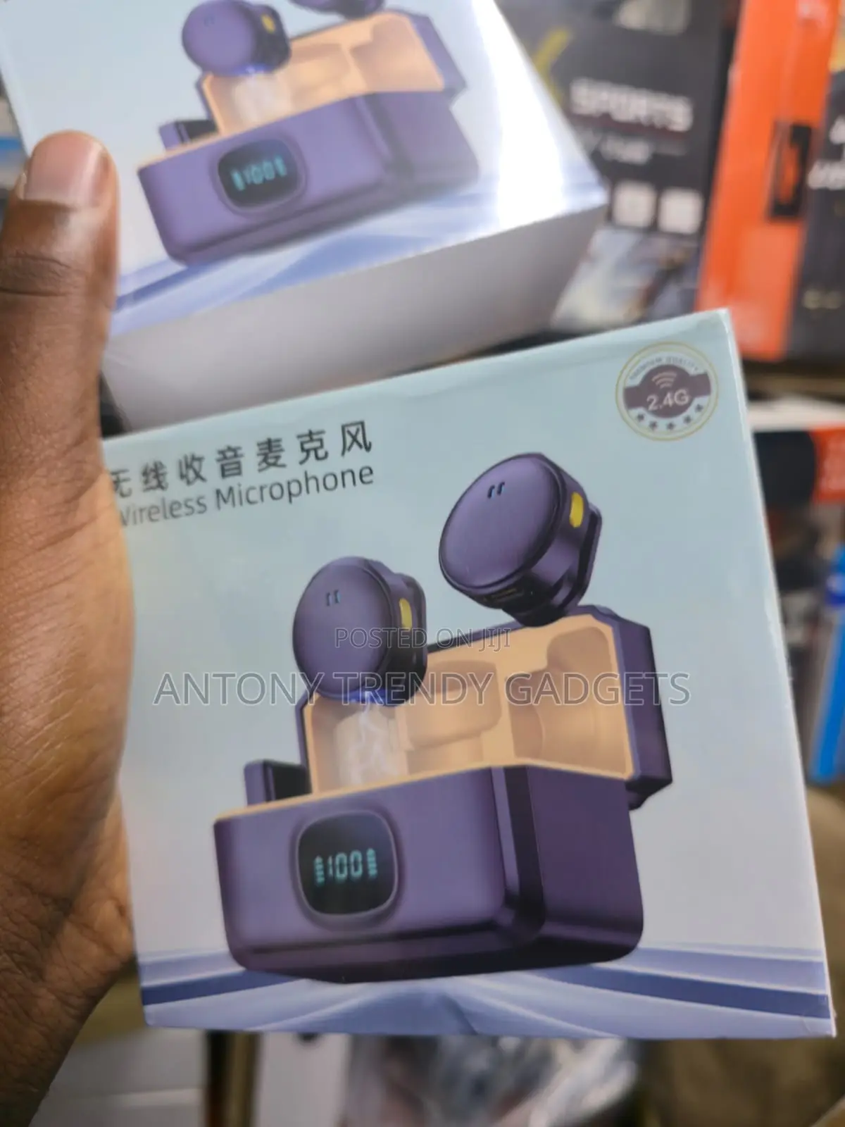 Q8 Dual Wireless Microphone Type-C Lightning Compatible