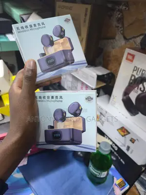 Q8 Dual Wireless Microphone Type-C Lightning Compatible
