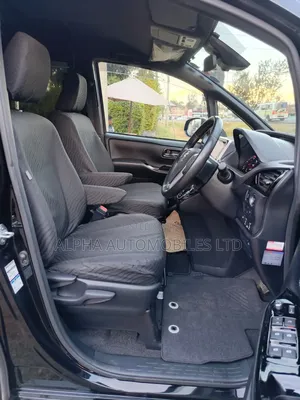 Toyota Noah 2.0 AWD (7 Seater) 2019 Black