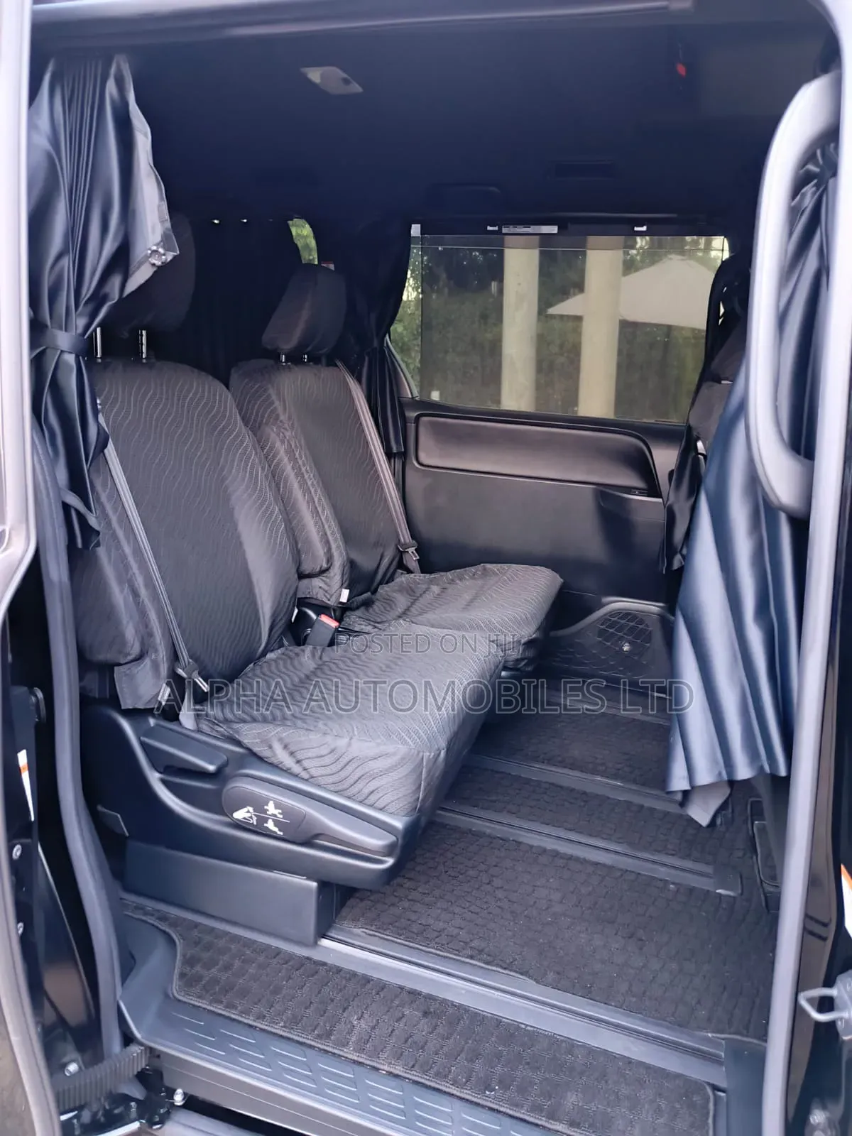 Toyota Noah 2.0 AWD (7 Seater) 2019 Black
