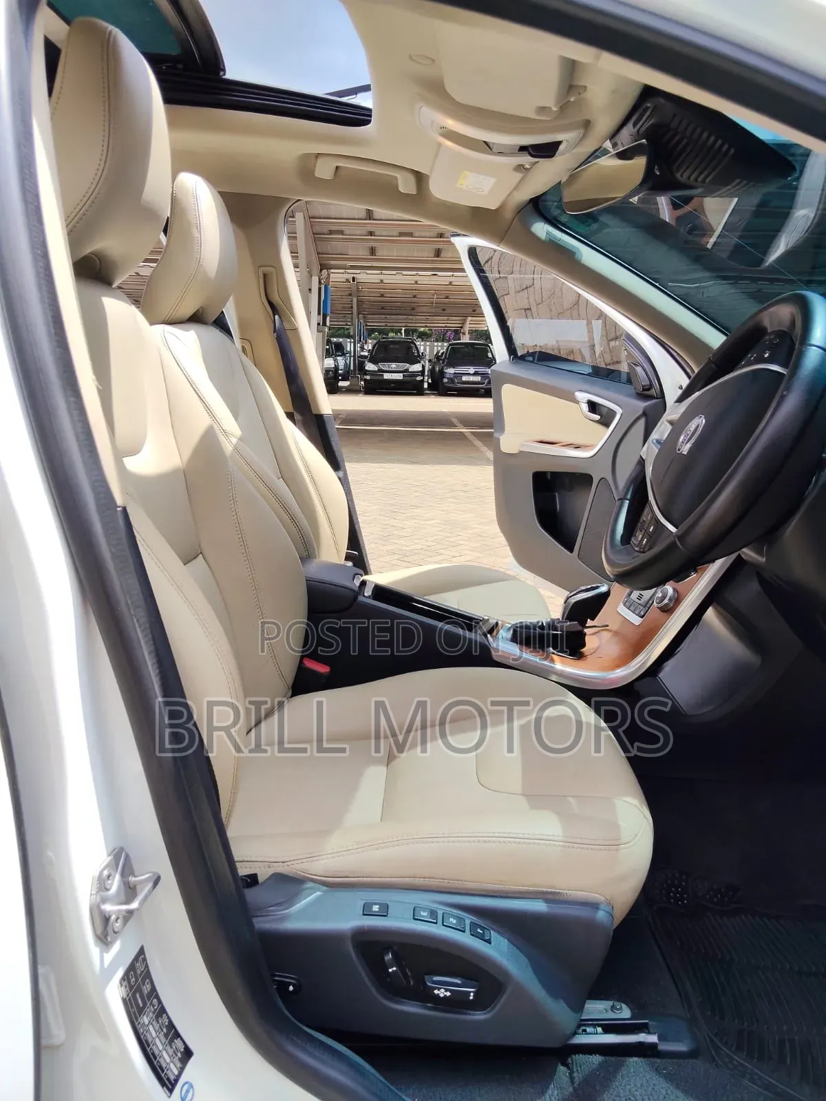 Volvo XC60 2016 White